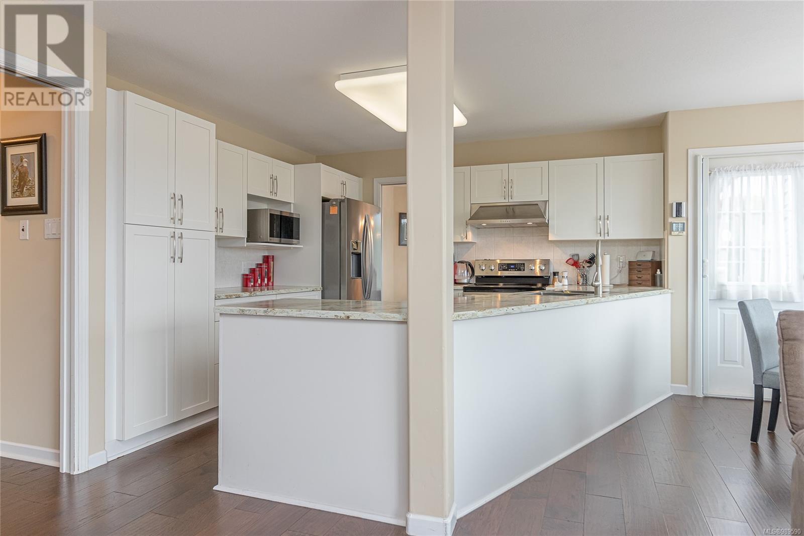 639 Eagle Tree Close