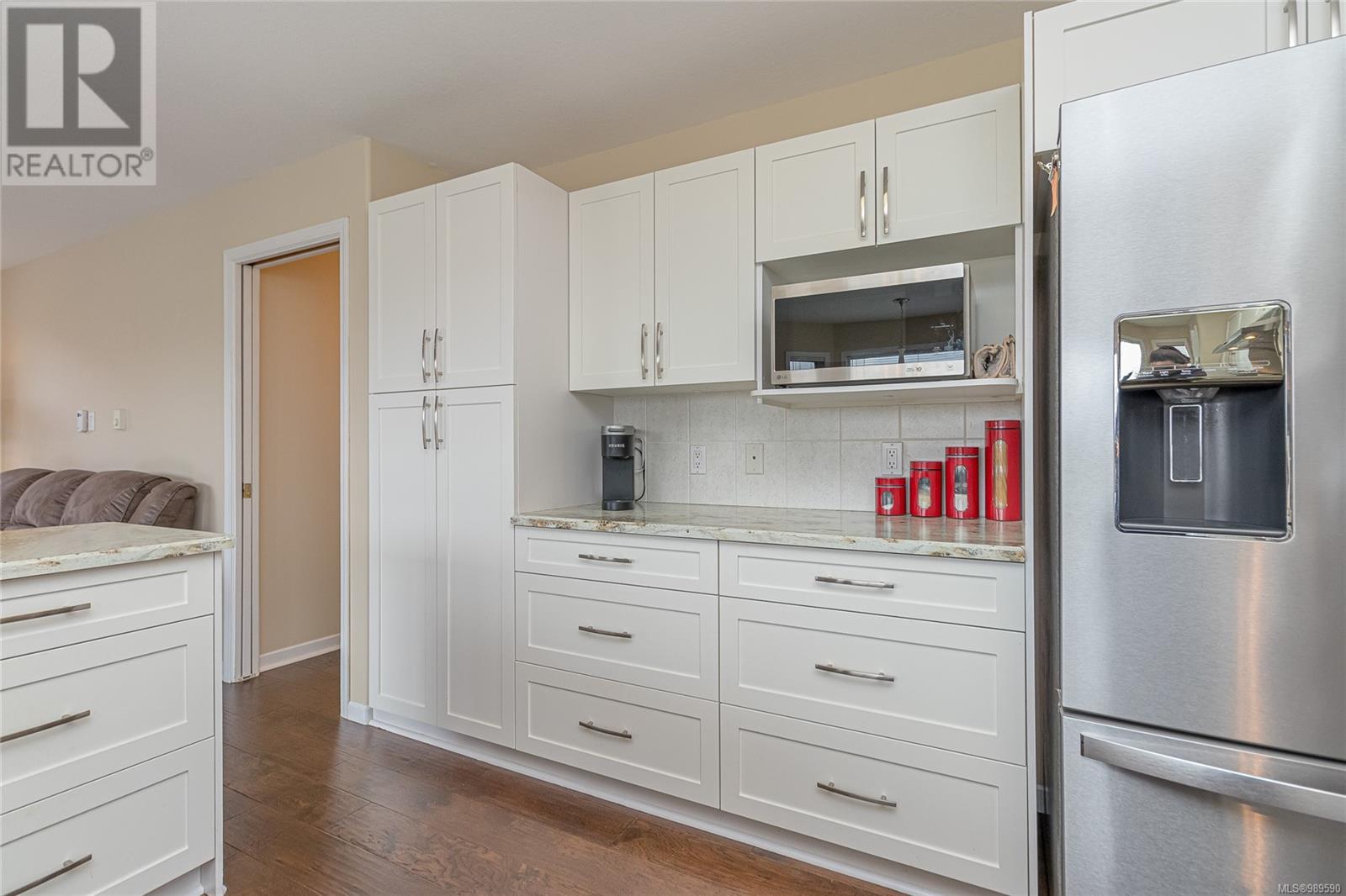 639 Eagle Tree Close