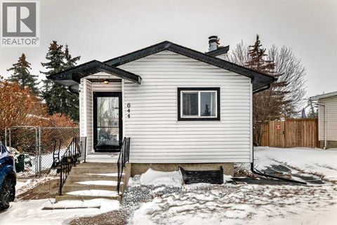 644 Spring Haven Court SE Airdrie AB T4A1C2