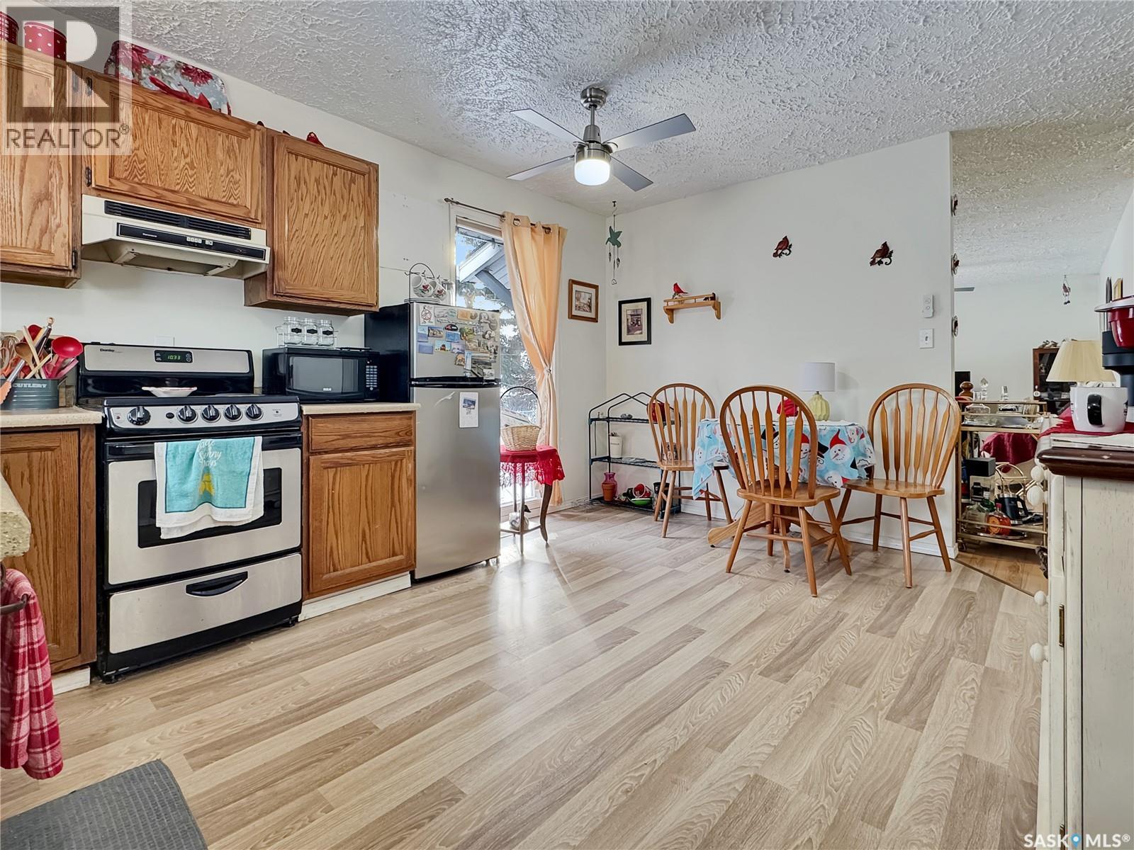 301 & 303 Otter STREET