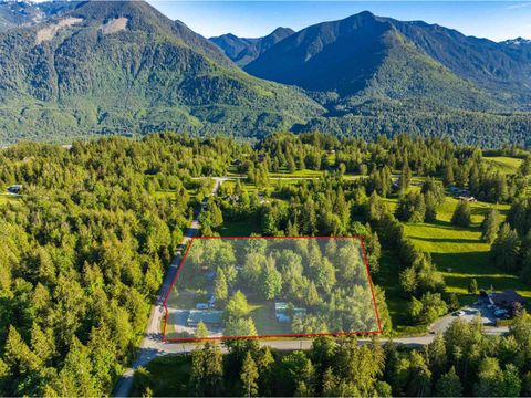 47400 EXTROM ROAD|Ryder Lake Chilliwack BC V2R4T1