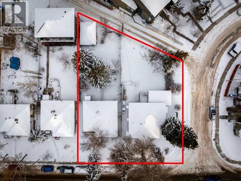 2208 26 Avenue SW Calgary AB T2T1E8