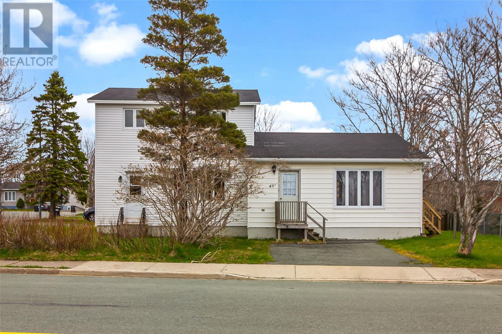 48 Laurier Street