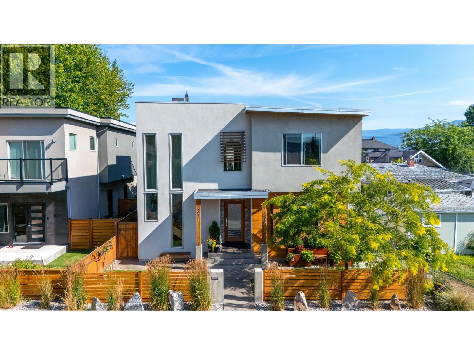 581 Churchill Avenue