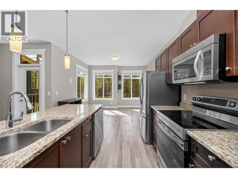 3464 Cougar Road West Kelowna BC V4T2G9