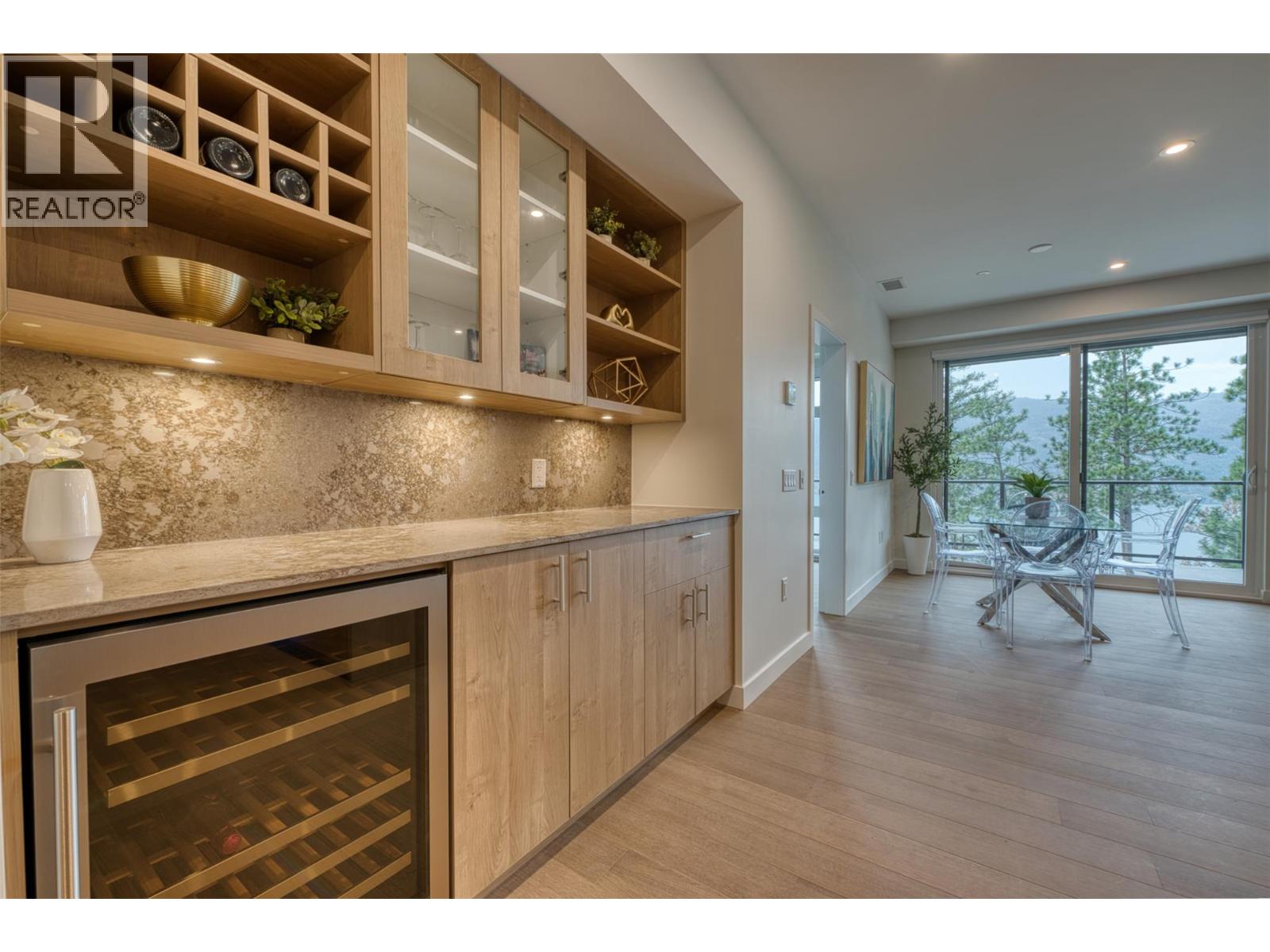 9652 Benchland Drive Unit# 306