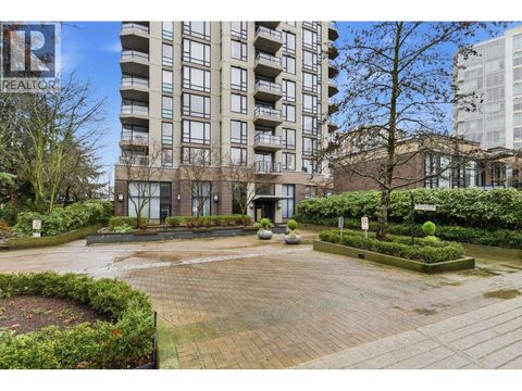 1102 151 W 2ND STREET North Vancouver BC V7M3P1