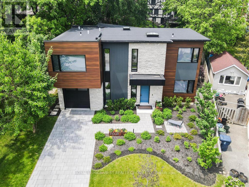 4 OLD OAK ROAD