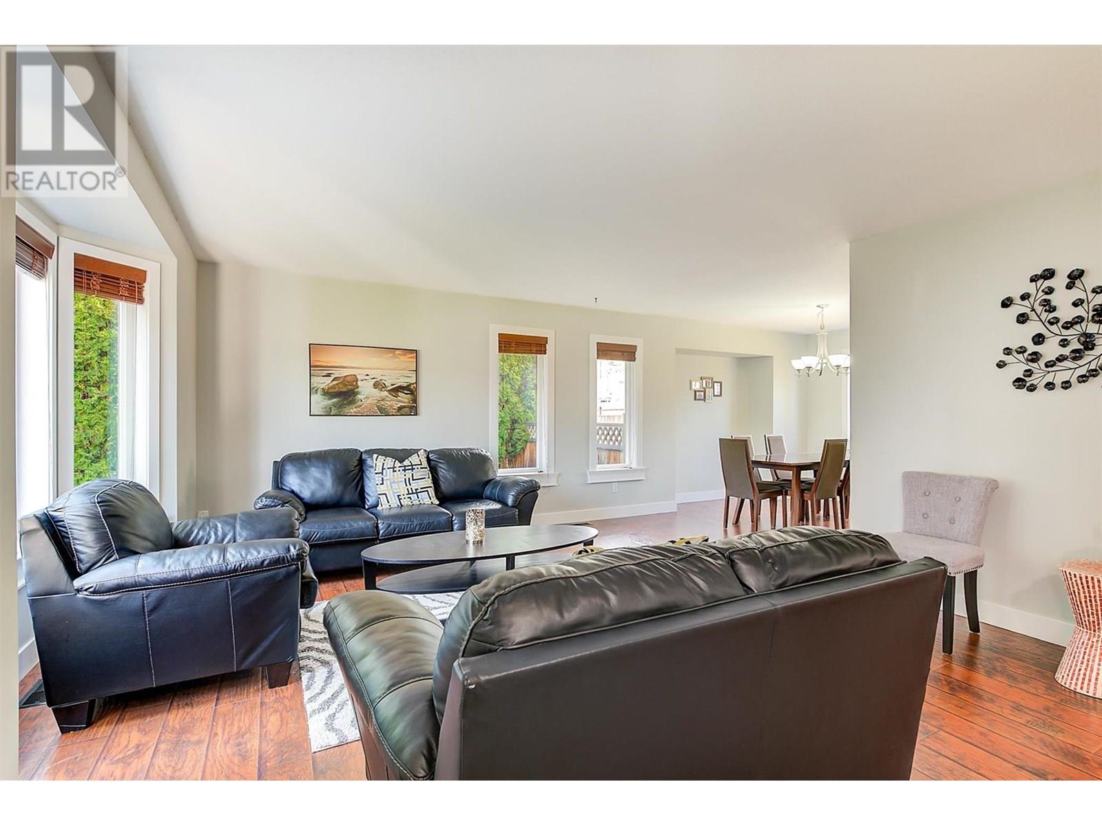 3236 Stonegate Court