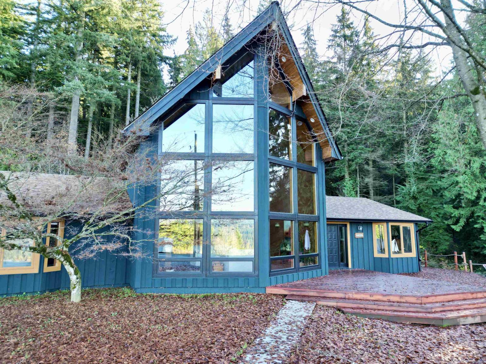 11038 GREENWOOD DRIVE