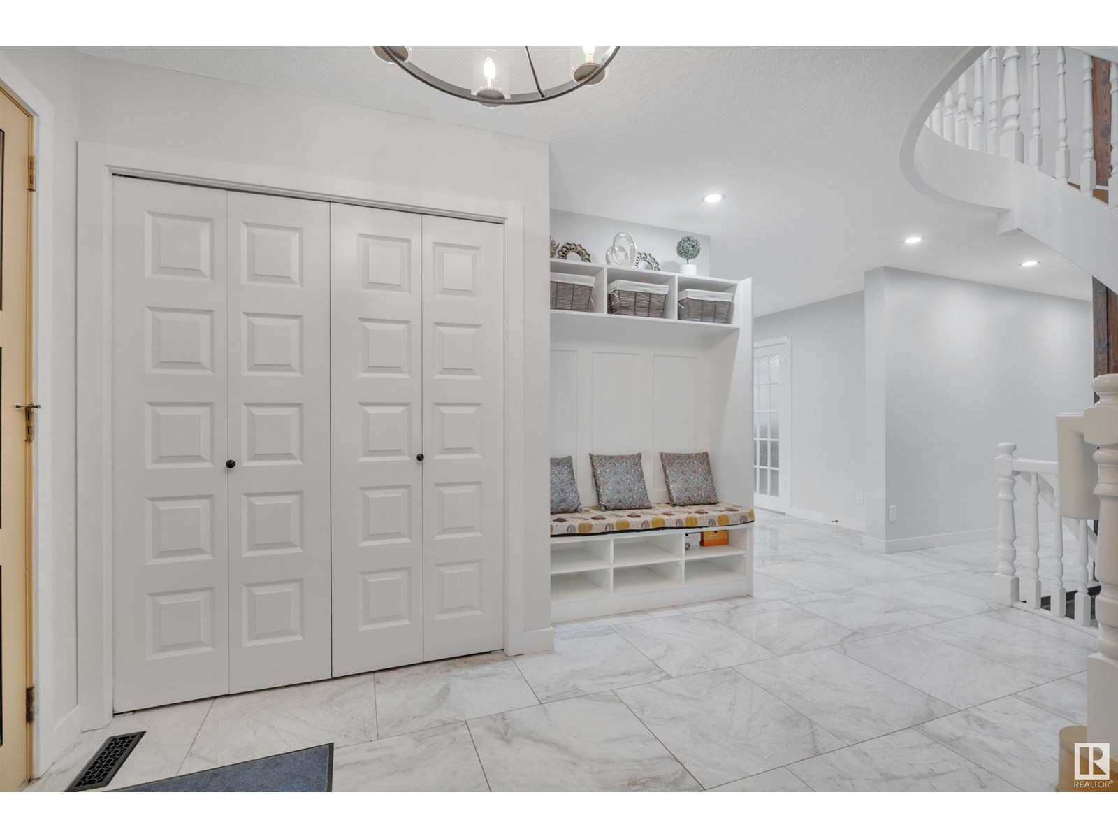 2305 111A ST NW