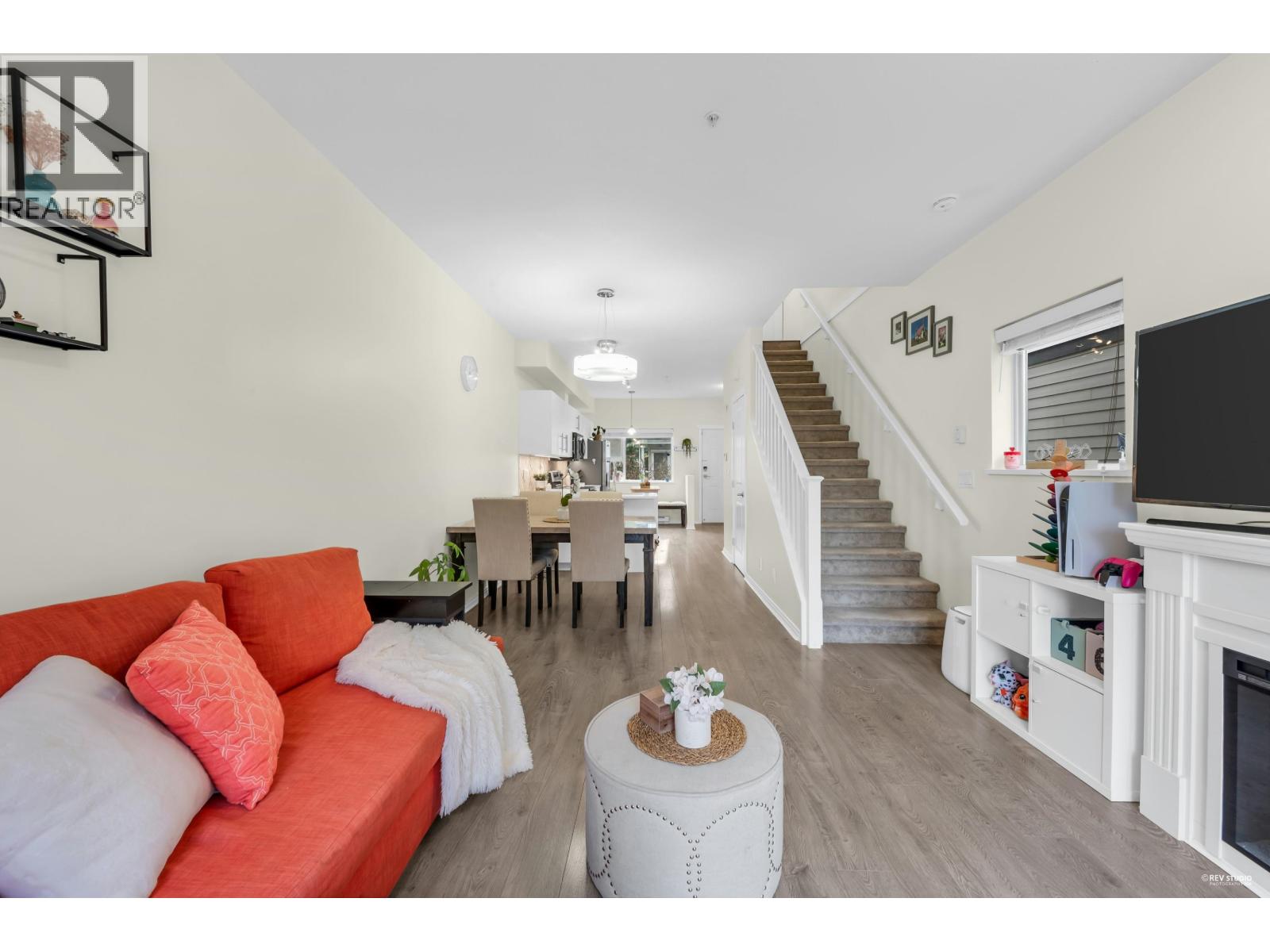 45 730 FARROW STREET