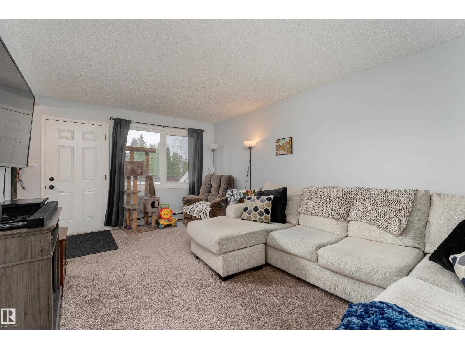 #116 16348 109 ST NW
