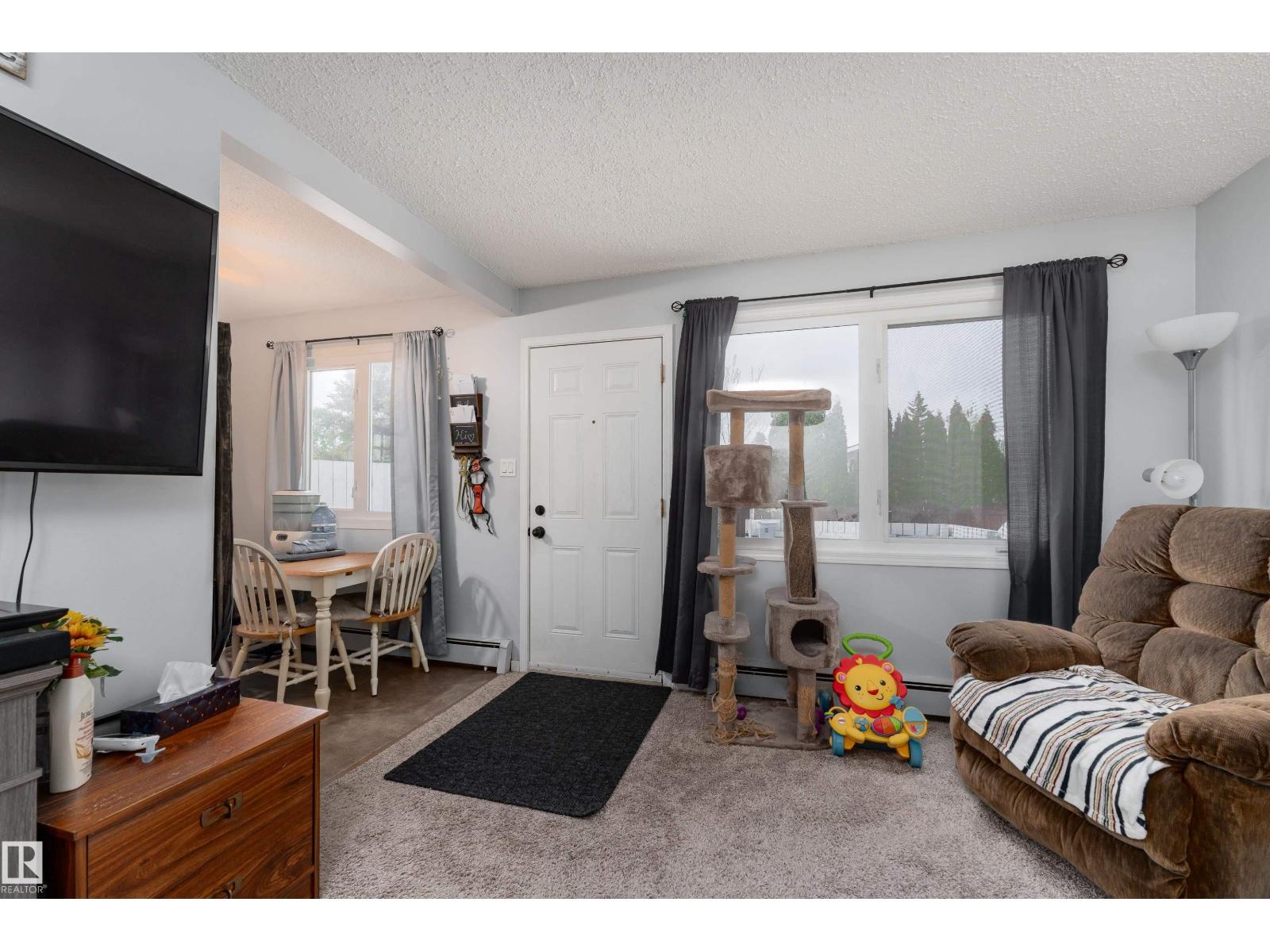 #116 16348 109 ST NW