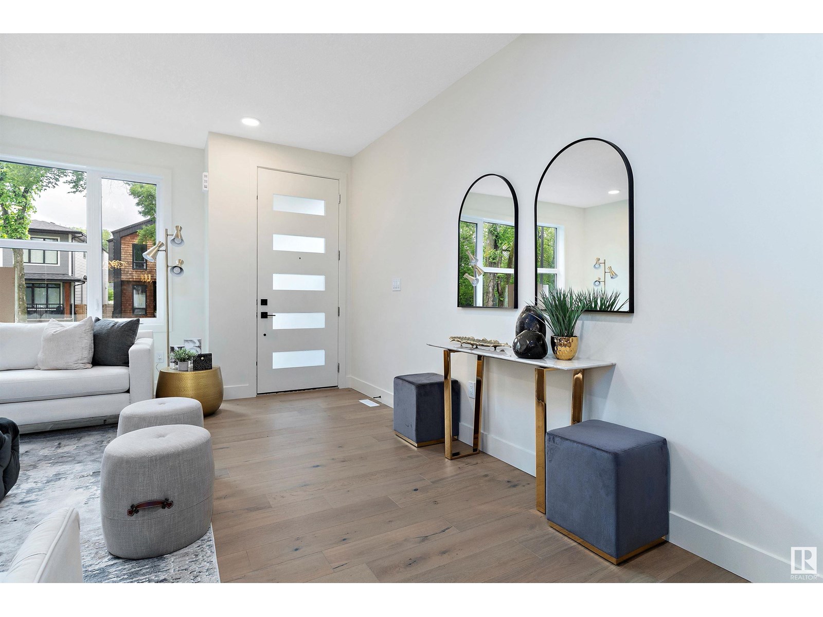 10965 129 ST NW