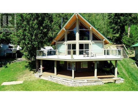 7540 RUSSEL  FSR Creek Unit# 17 Barriere BC V0E0A9