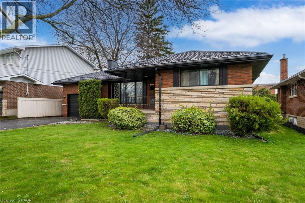 32 BELAIR Drive
