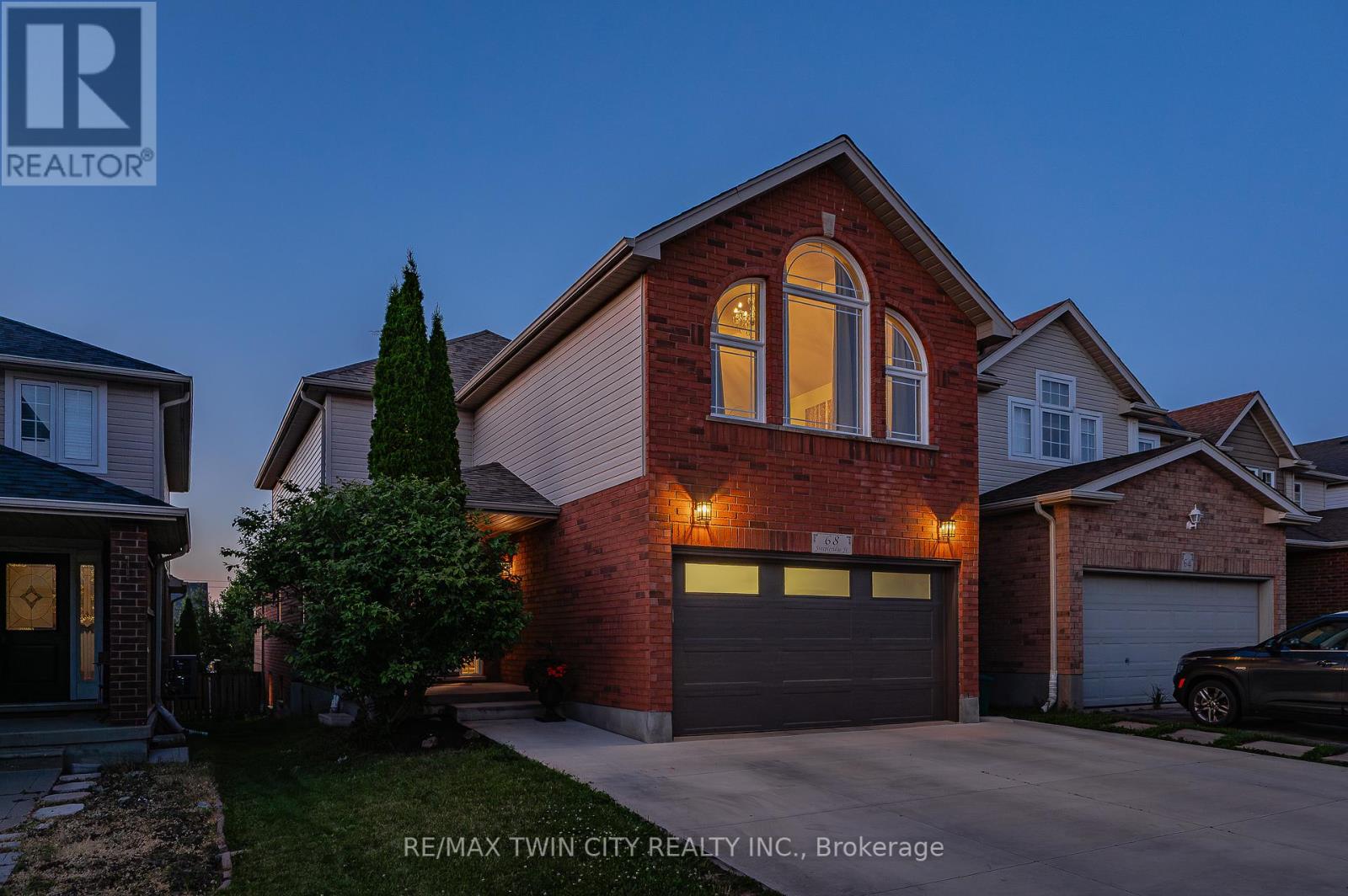 68 STEEPLERIDGE STREET