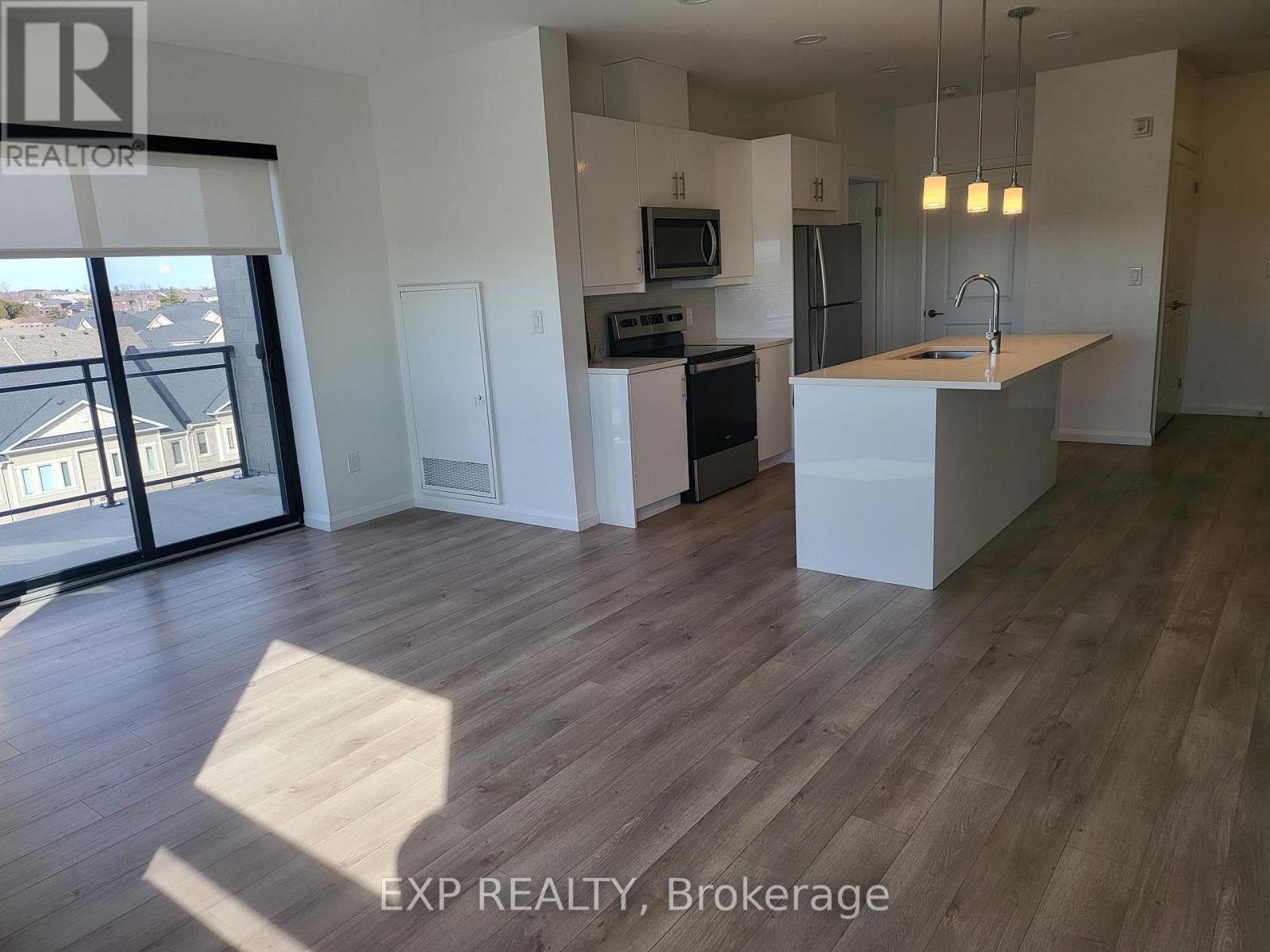 601 - 144 WATSON ROAD