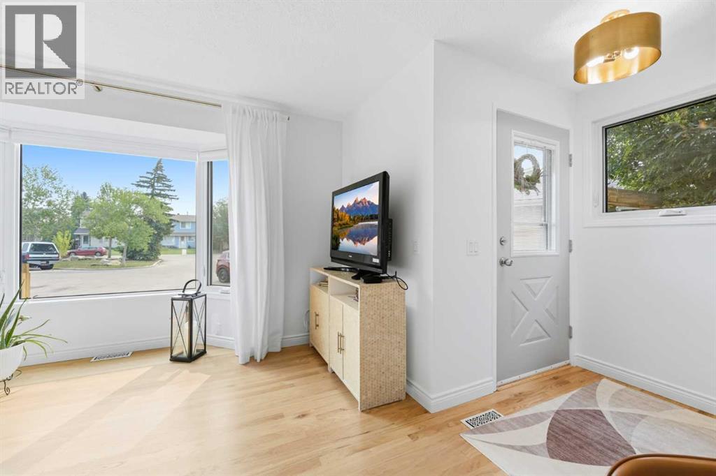 224 Erin Dale Place SE