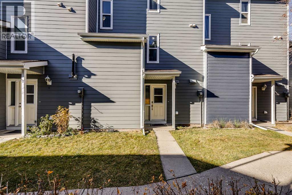 3, 93 Grier Place NE