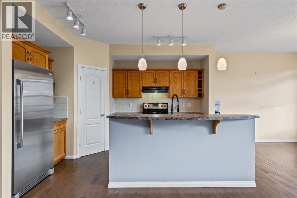 1043 Copperfield Boulevard SE