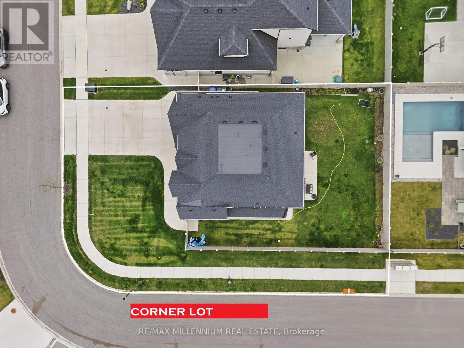 332 CHRISTINE AVENUE