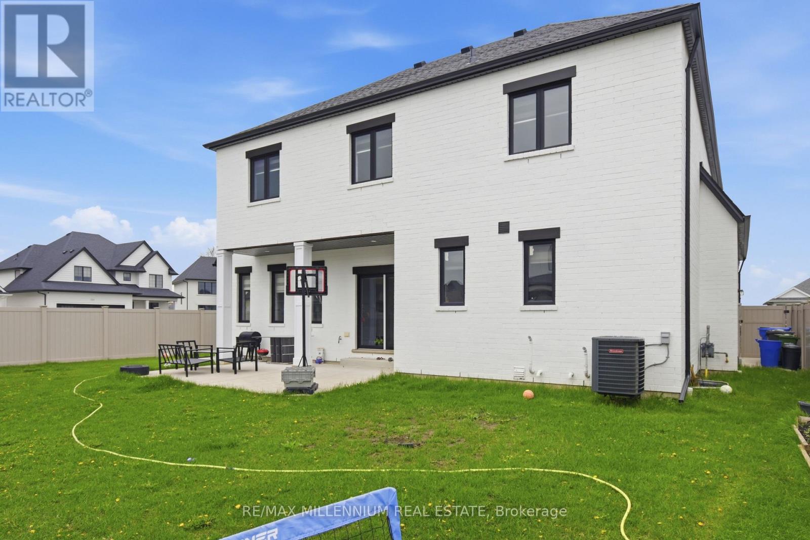 332 CHRISTINE AVENUE