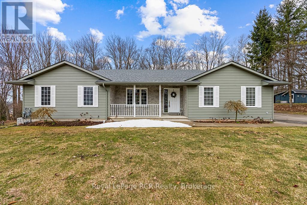 107 MAPLE RIDGE CRESCENT