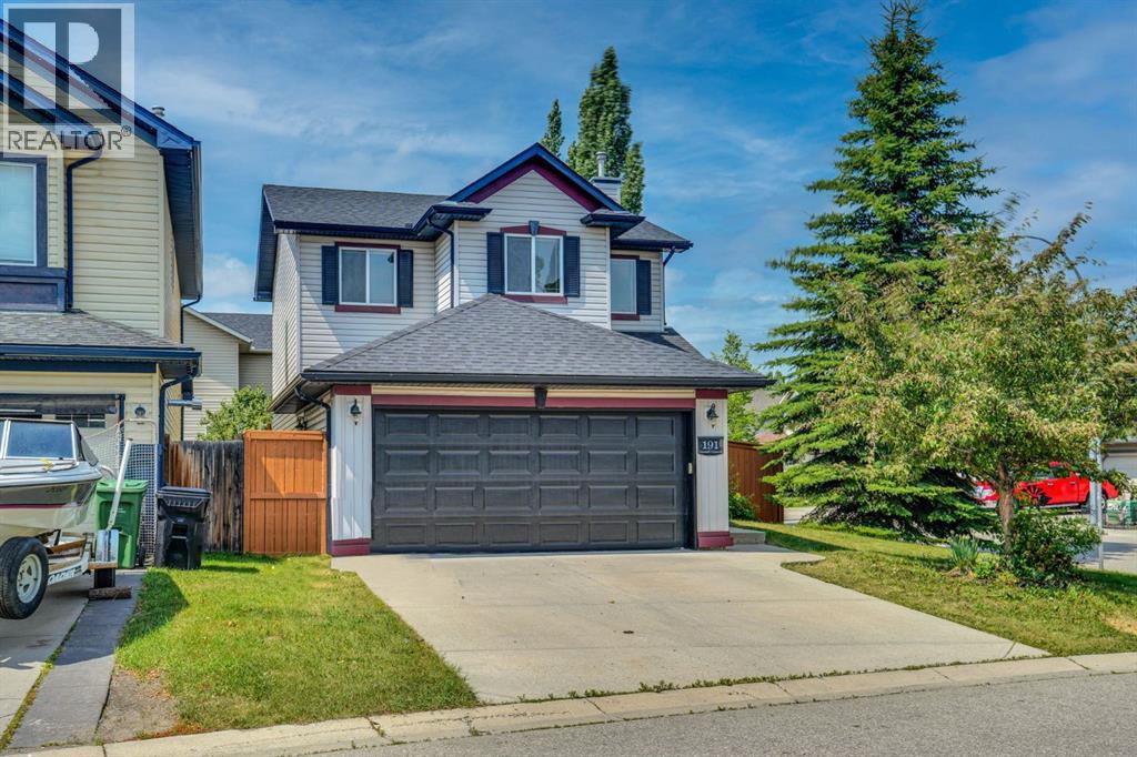 191 Cranwell Crescent SE