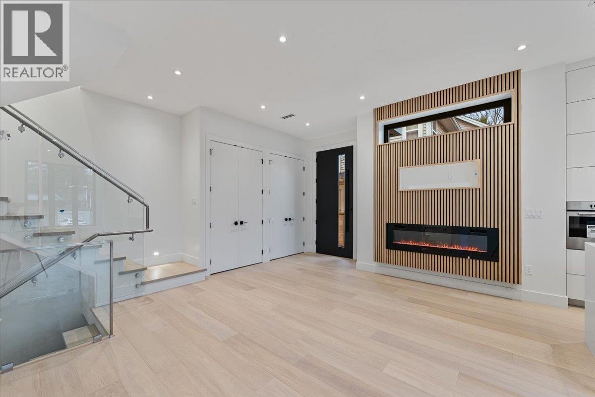 102 1518 HATTON AVENUE