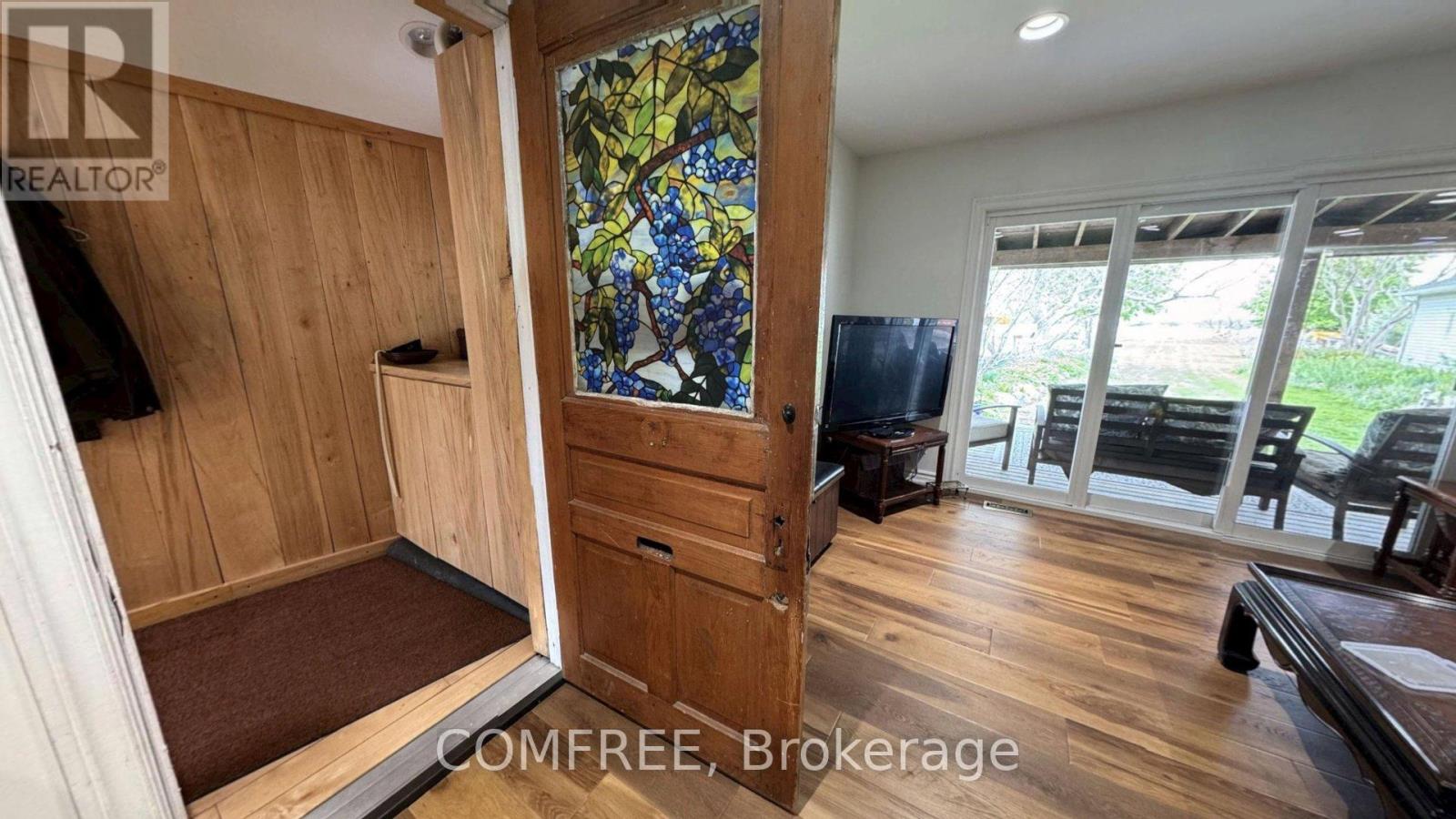 2122 OLD FRONT ROAD