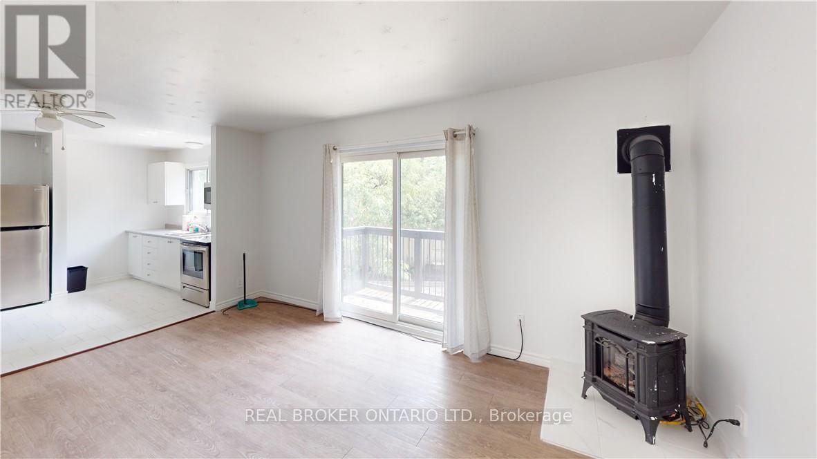 416 LANCASTER STREET W