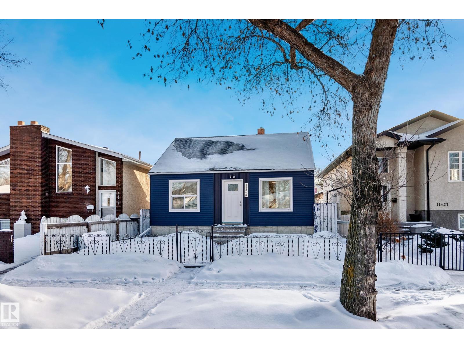 11429 89 ST NW