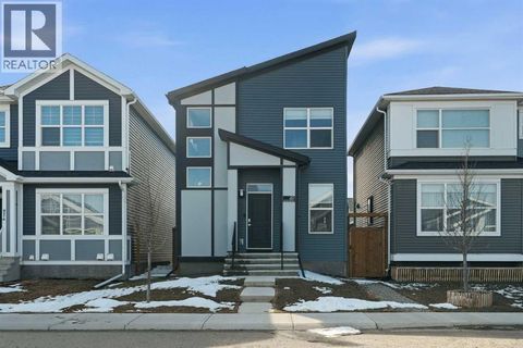 49 Lucas Grove NW Calgary AB T3P1R4