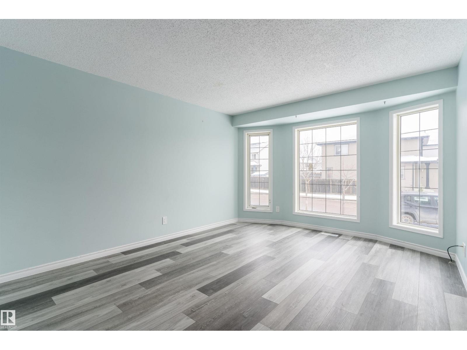16304 43 ST NW