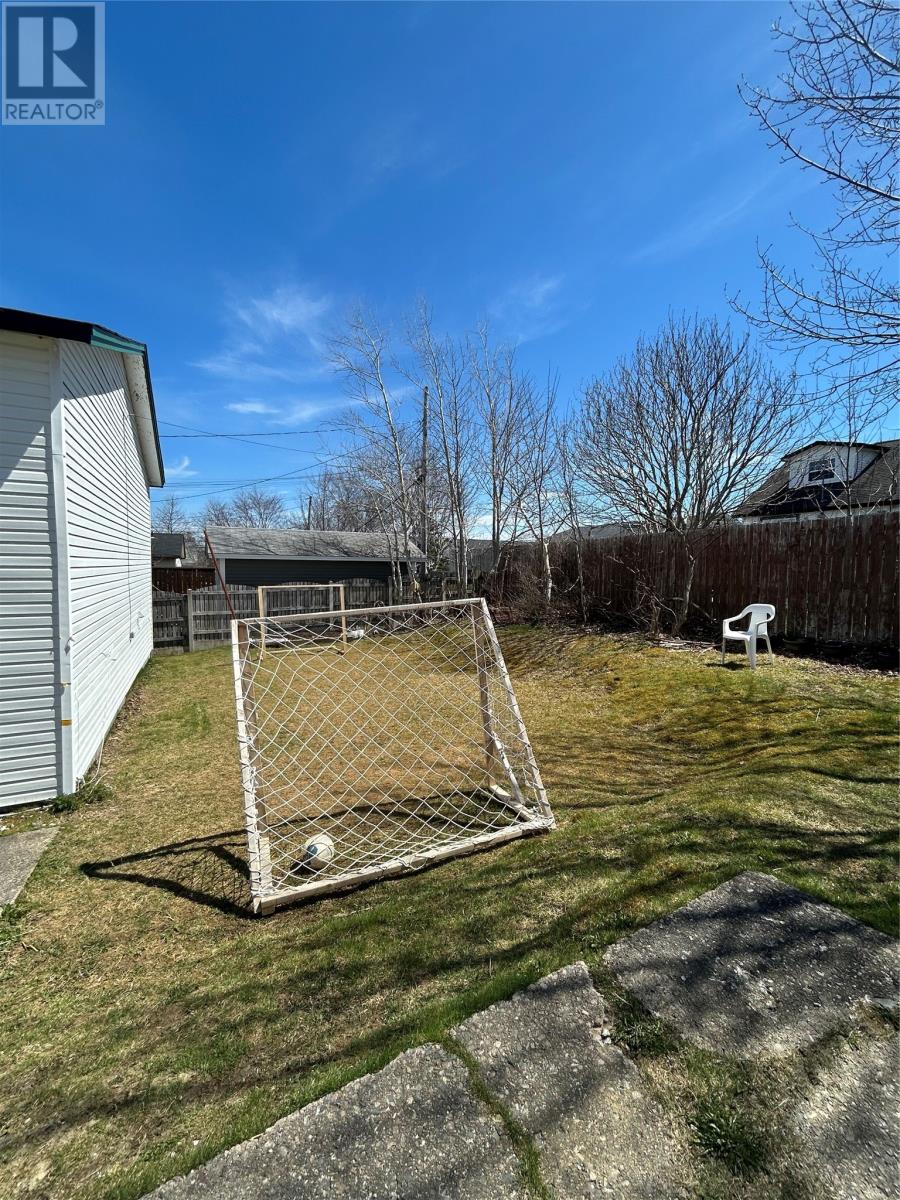 15 Keough Crescent
