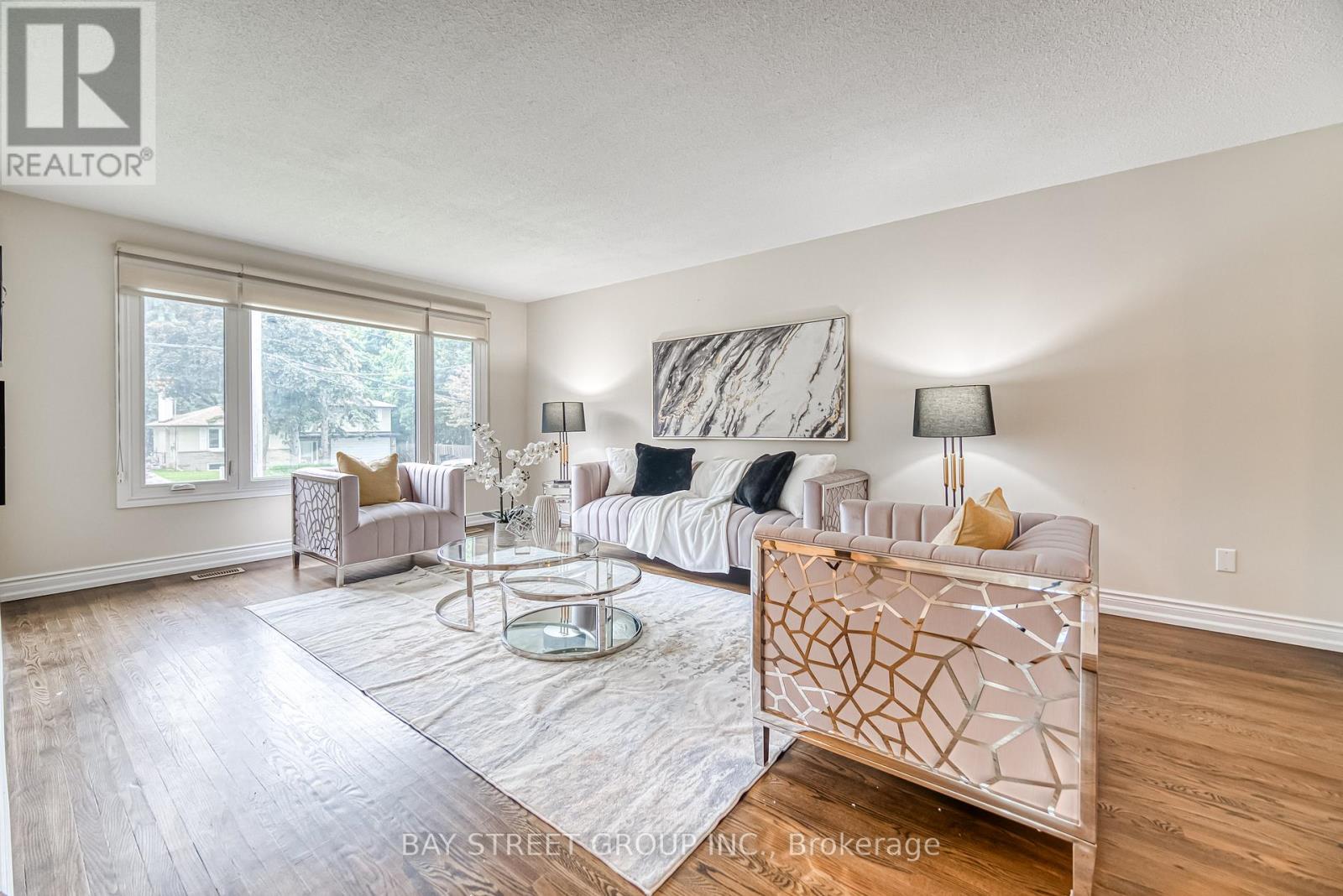 627 CONACHER DRIVE