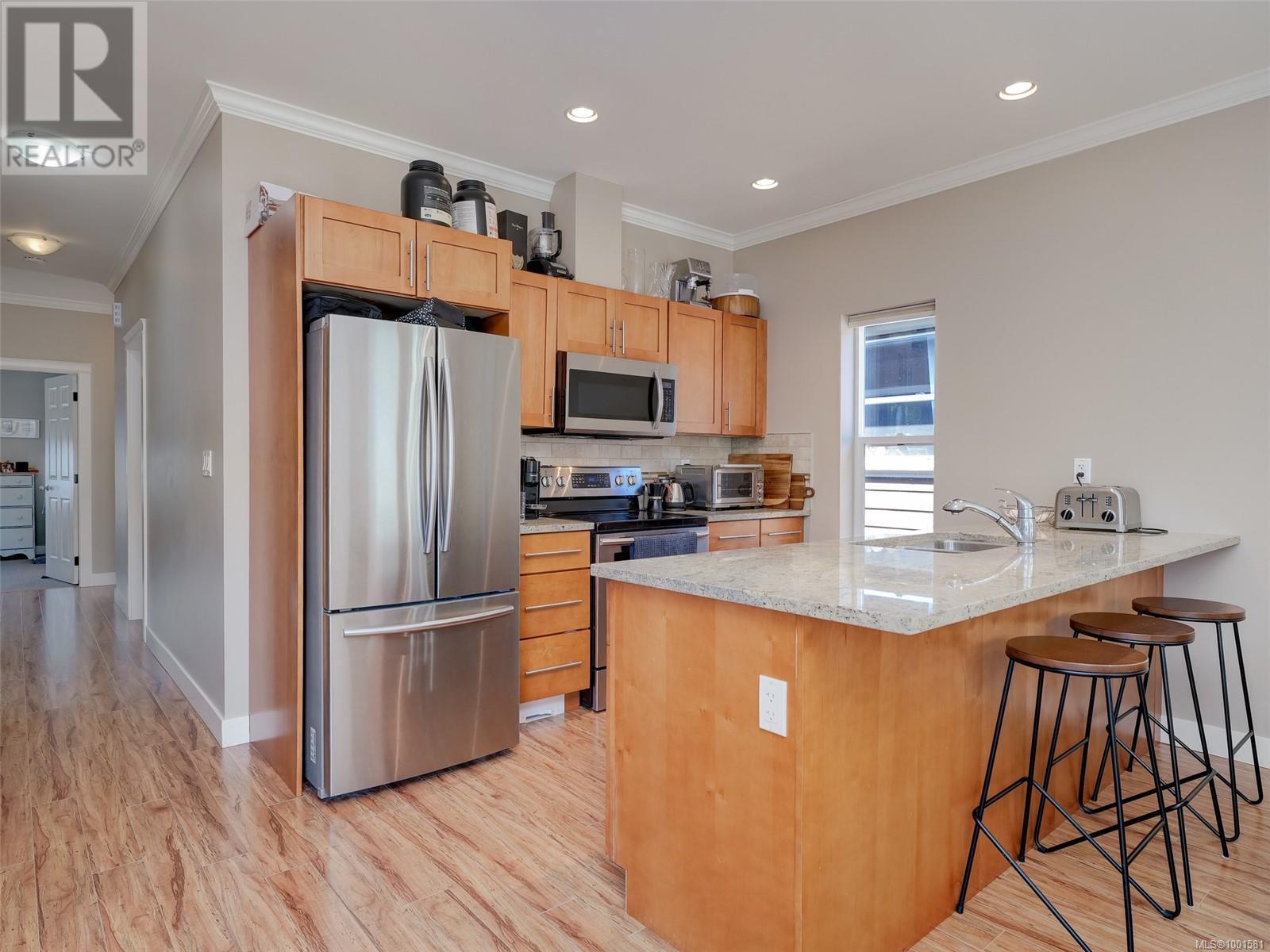 3307 Merlin Rd