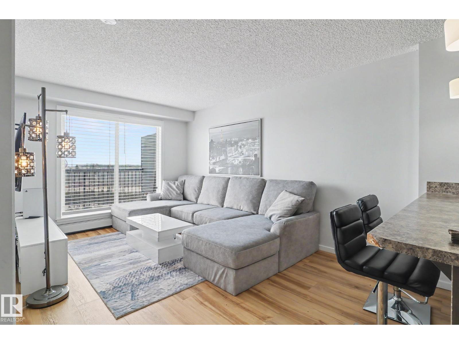 #451 1196 HYNDMAN RD NW