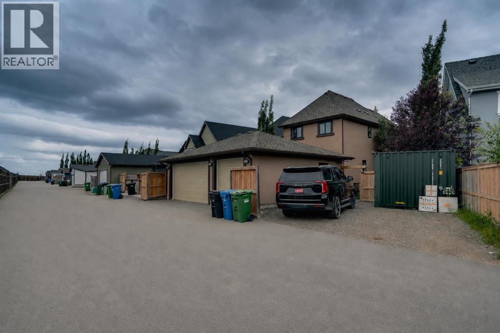 360 Marquis Heights SE
