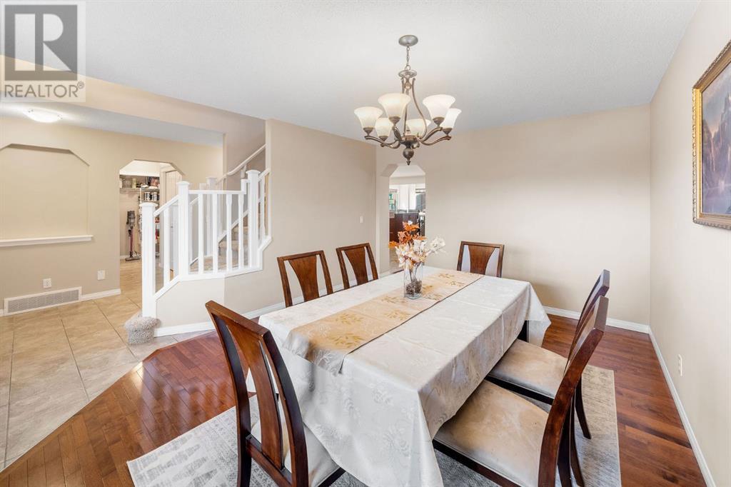 27 Sage Valley Court NW