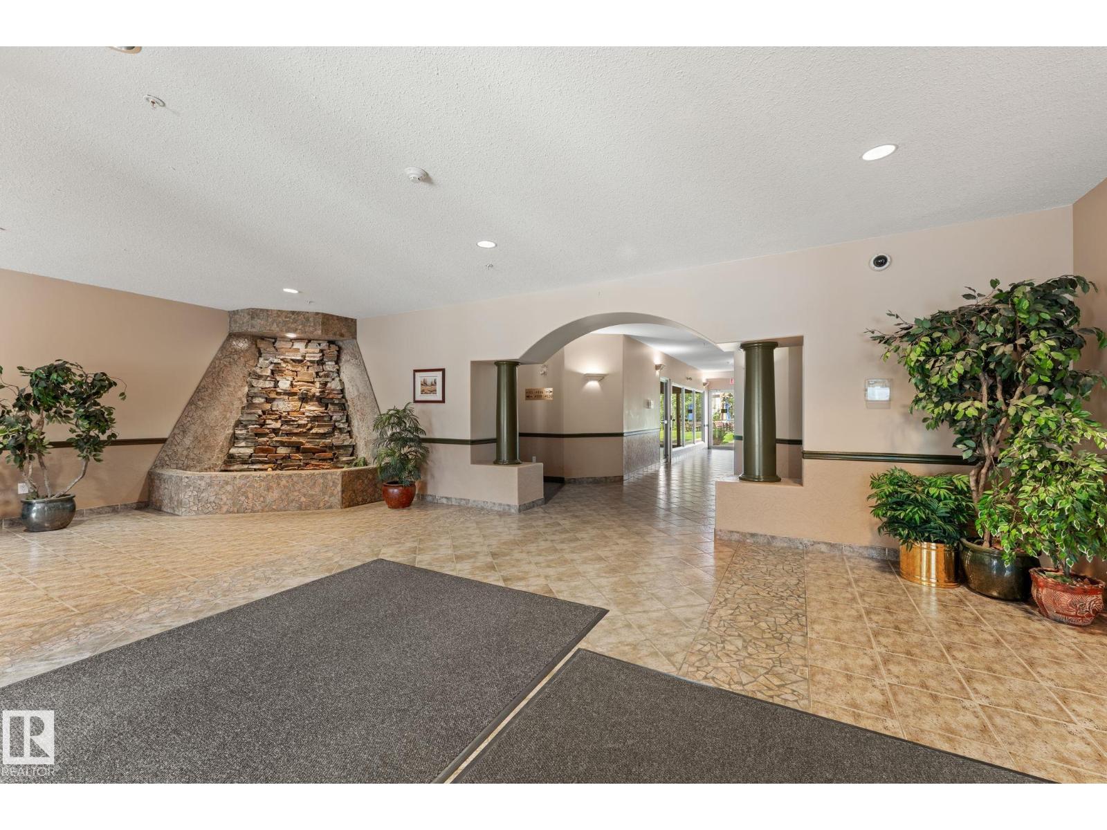 #306 6623 172 ST NW