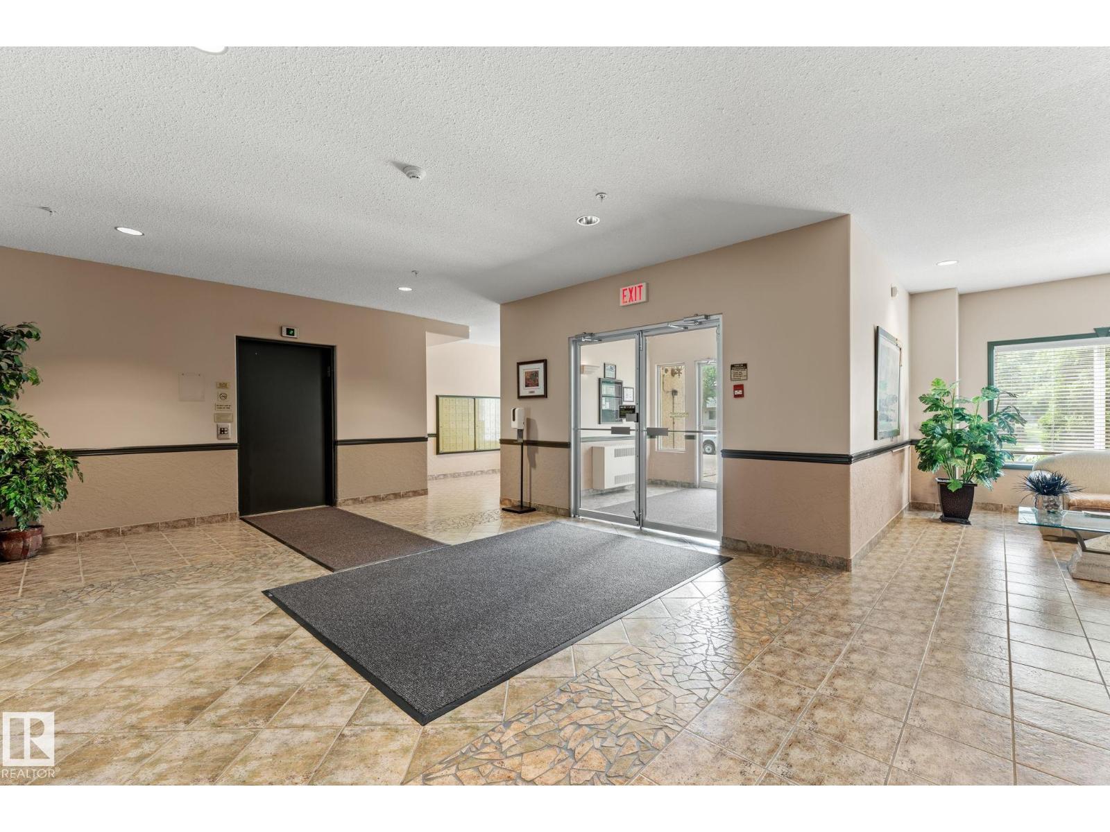 #306 6623 172 ST NW