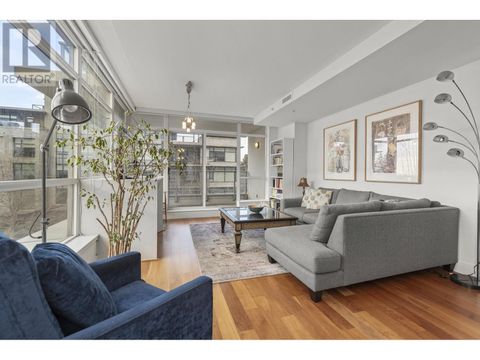 #302 6080 IONA DRIVE Vancouver BC V6T0A4
