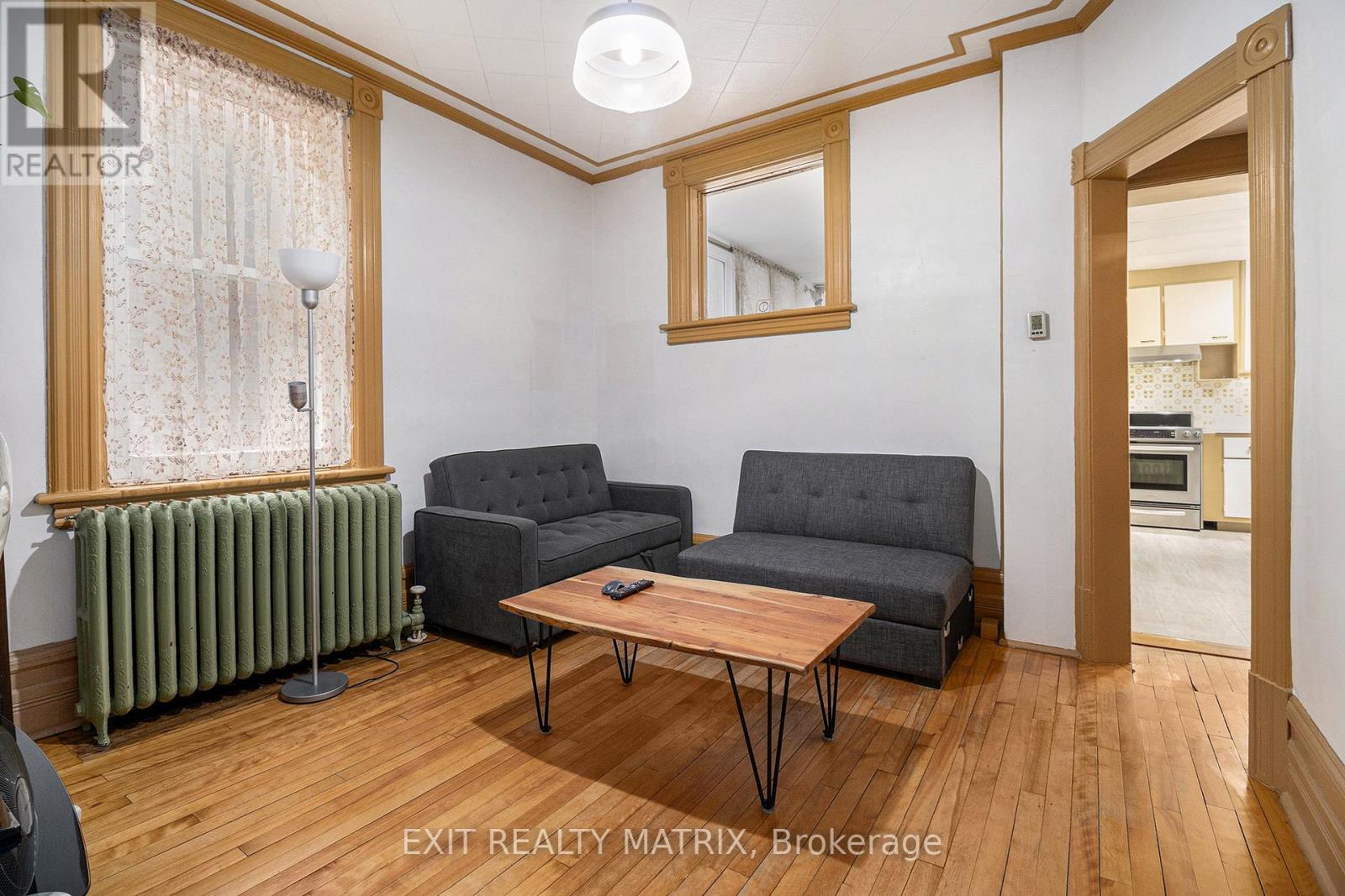 14 SOMERSET STREET W