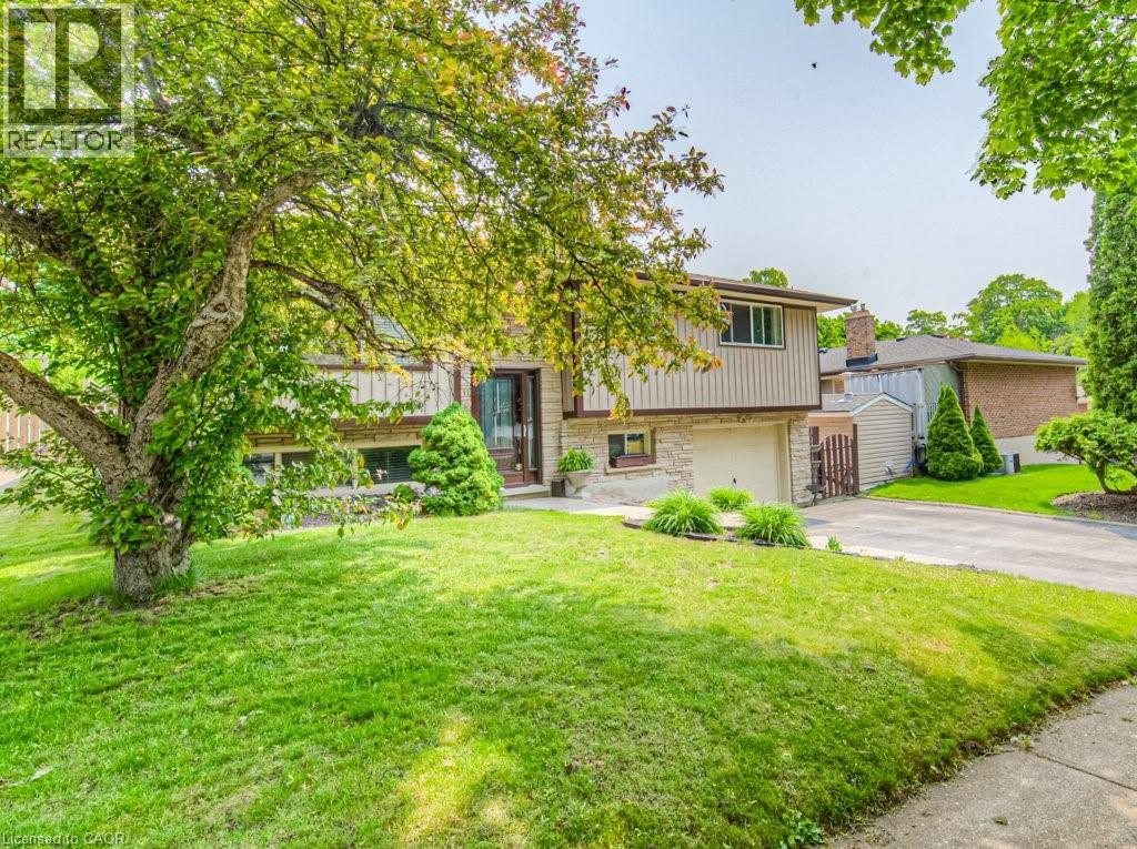 11 COACH HILL Drive