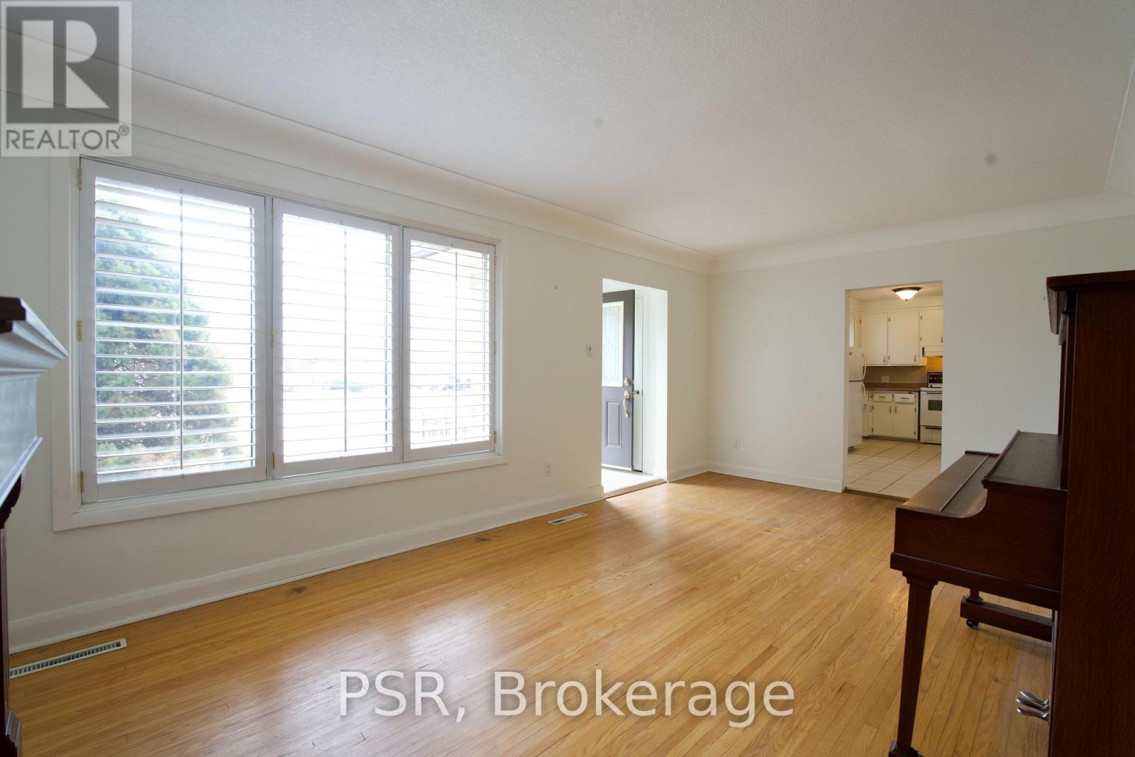 176 RODNEY STREET S