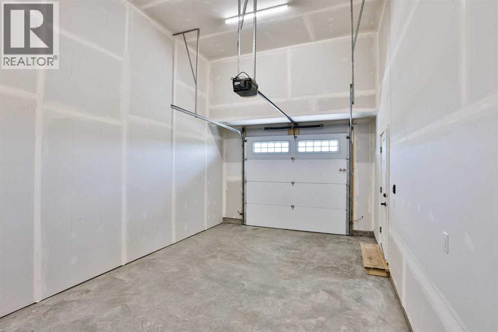 423 Meadowlark Way