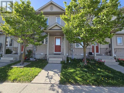 22 - 10 FOXGLOVE CRESCENT Kitchener ON N2E0E1